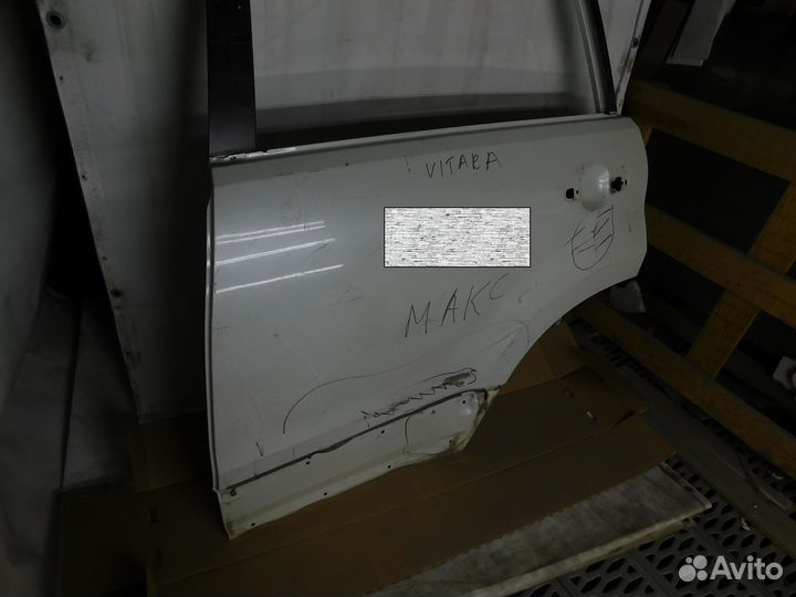 Suzuki grand vitara дверь задняя левая