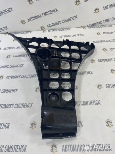 Кронштейн бампера зад лев BMW 5 E60