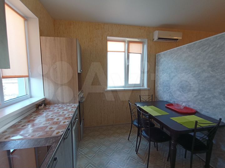 1-к. квартира, 40 м², 1/2 эт.