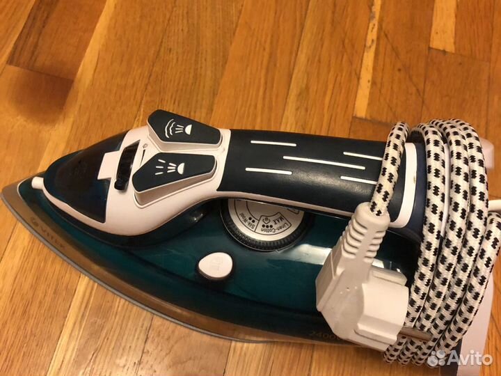 Утюг Vitek ceramic ultra care