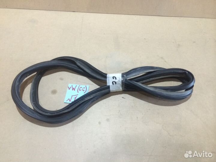 Уплотнитель двери и багажника Volkswagen Passat CC