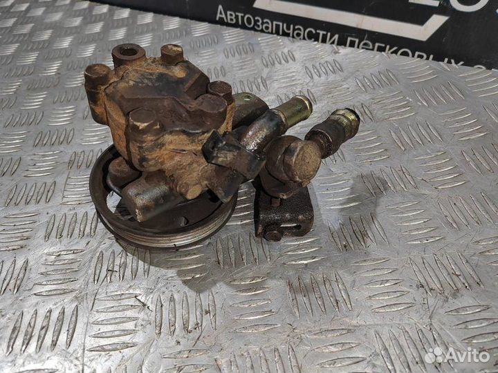 Насос гур Nissan Maxima A33 2.0 1999-2006