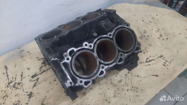 Блок двигателя v6 nissan murano. Под столик