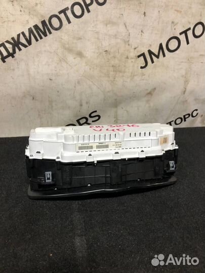 Щиток приборов Volvo V40 2012-2019