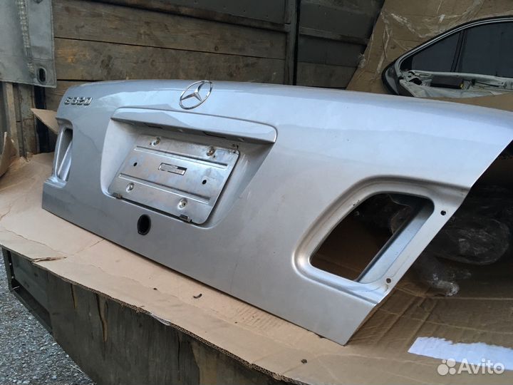 Крышка багажника w210