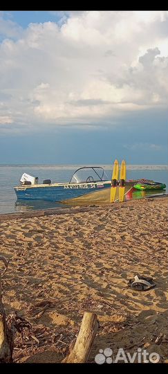 Лодка Днепр