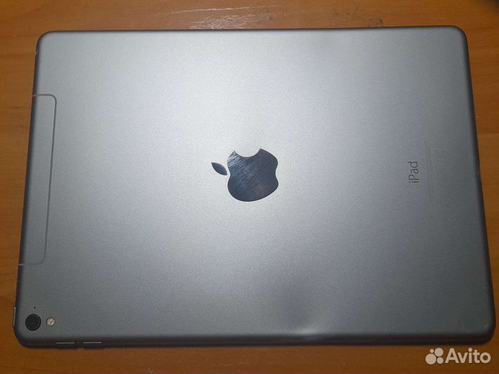 iPad PRO (9.7-inch, WI-FI + Cellular