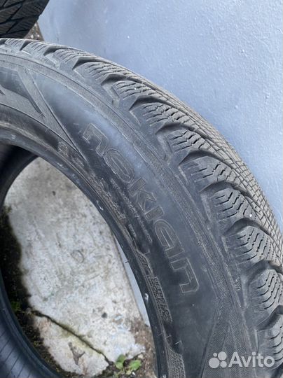 Nokian Tyres Hakkapeliitta R2 245/50 R18