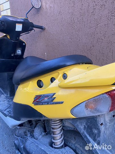Скутер Suzuki zz inch up sport