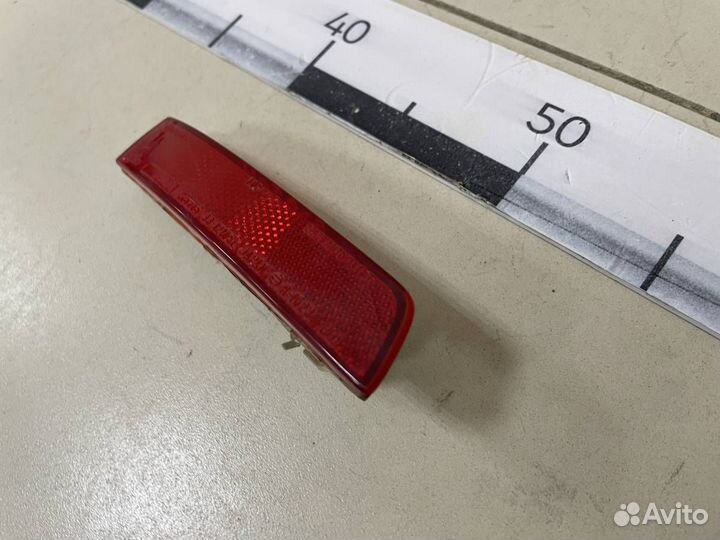 Отражатель в бампер задний левый Infiniti FX/QX70