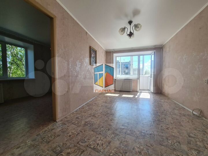 2-к. квартира, 42 м², 3/5 эт.