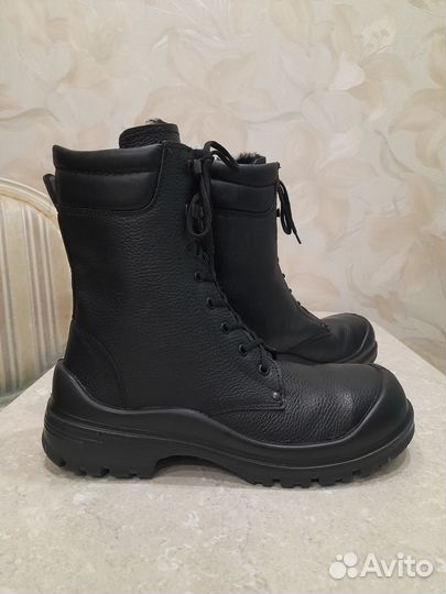 Новые зимние армейские берцынатуральный мех р.44