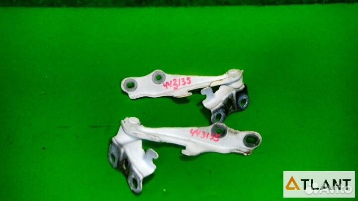 Петля капота передняя toyota noah, town ACE noah