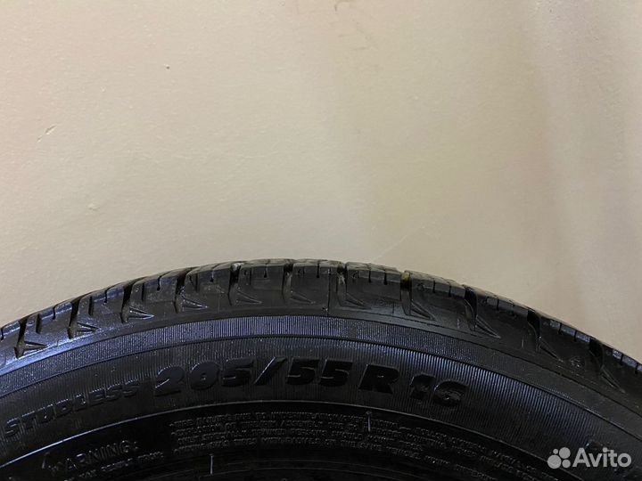 Michelin X-Ice 205/55 R16 H