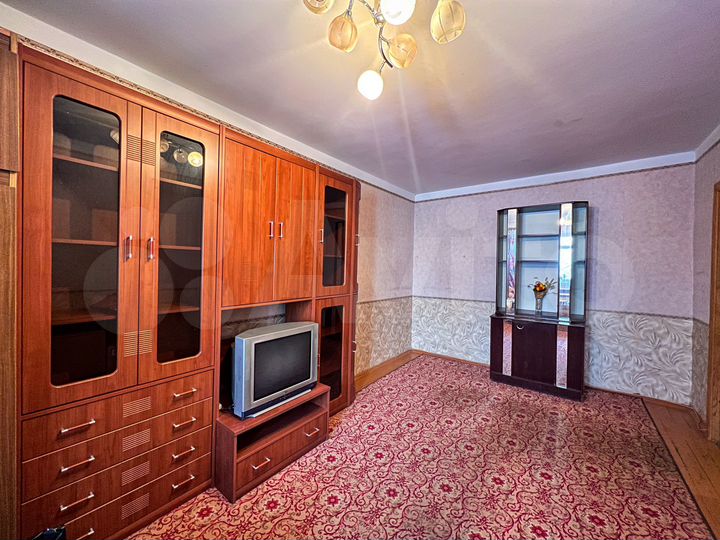 2-к. квартира, 50 м², 2/9 эт.