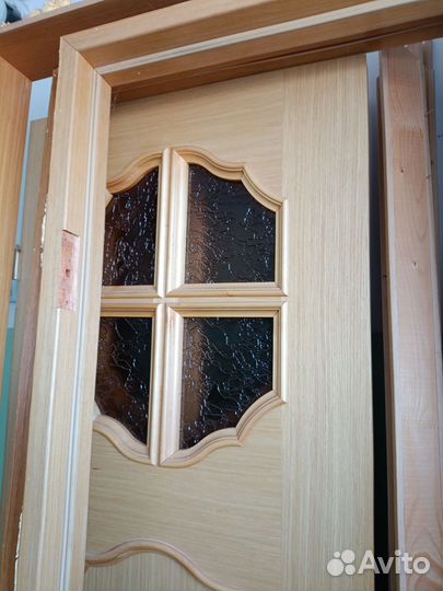 2 двери, шпон, в хорошем состоянии