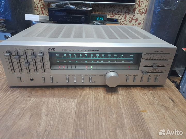 Винтажный стерео ресивер JVC R-S33