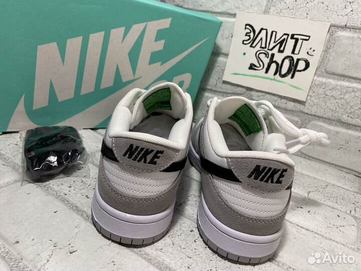 Кроссовки Nike SB Dunk Low Pro