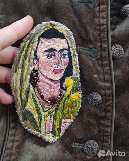 Брошь Фрида Кало