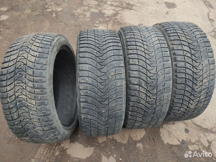 Michelin X-Ice North 3 245/45 R19