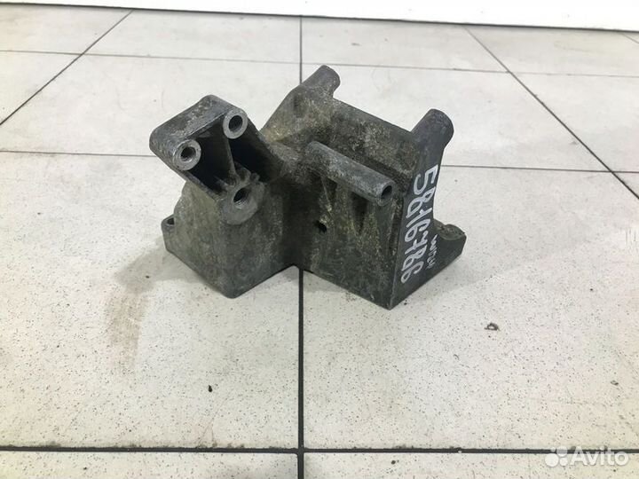 Кронштейн компрессора кондиционера