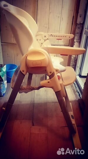 Стульчик для кормления chicco