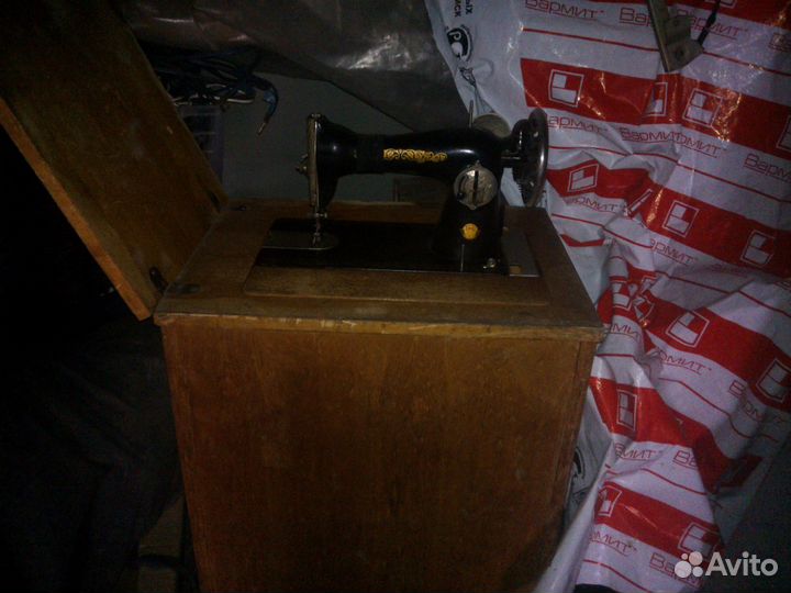 Швейная машинка