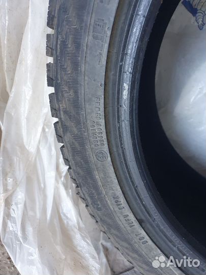 Gislaved NordFrost 100 235/45 R18