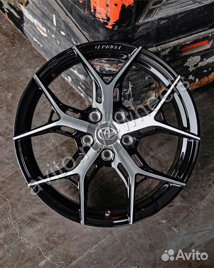 Кованые диски Toyota Camry R18 наличие