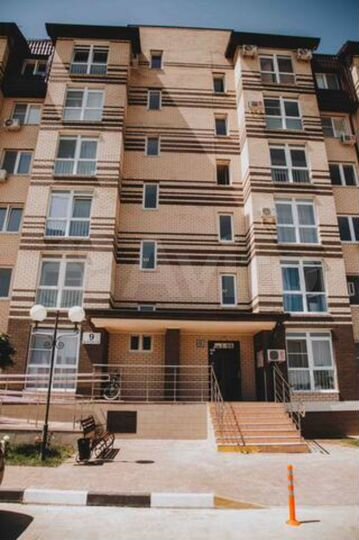 2-к. квартира, 48 м², 4/10 эт.