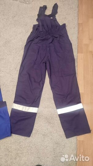 Рабочая спецодежда полукомбинезон и куртка