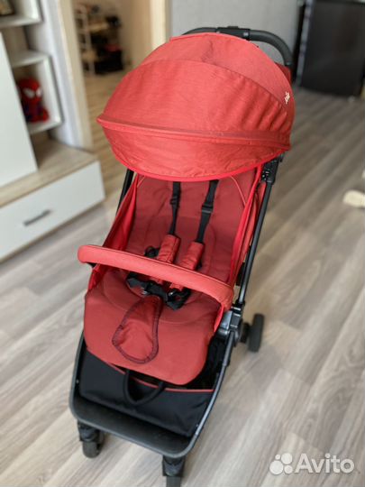 Прогулочная коляска joie pact