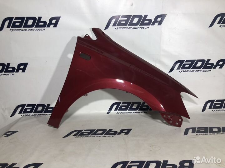 Крыло VW Polo правое Красный ruby RED V9/ LA3Q