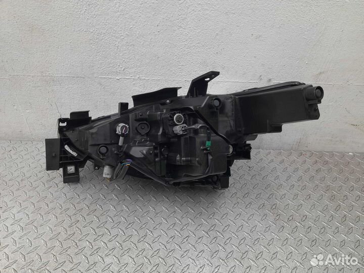 Фара правая Mazda CX-5