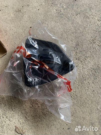 Передний амортизатор/стойка Kia Ceed в сборе