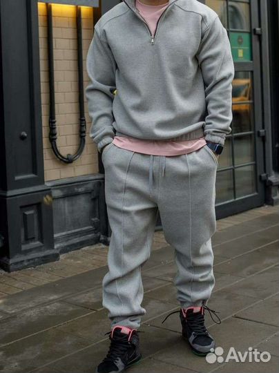 Спортивный костюм мужской