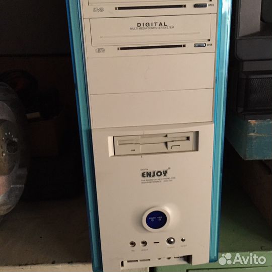 Монитор + системщик, мышь, клавиатура