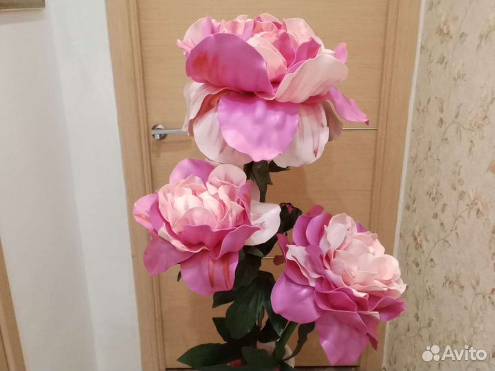 Ростовые цветы из изолона