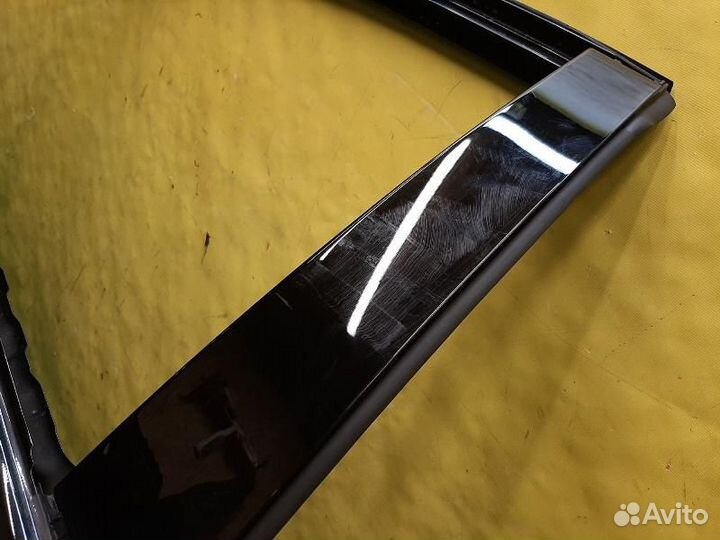 Дверь боковая задняя правая Toyota Camry ASV70