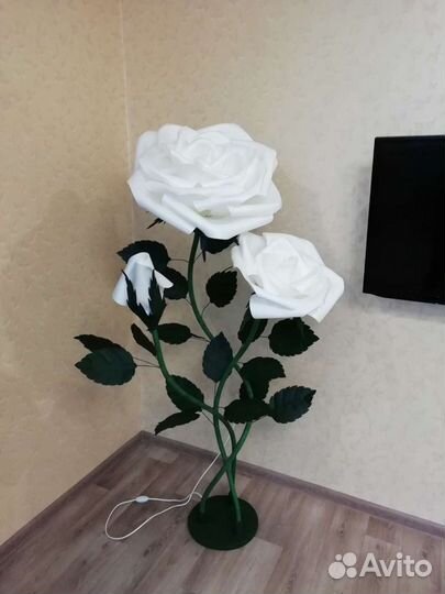 Ростовая роза светильник