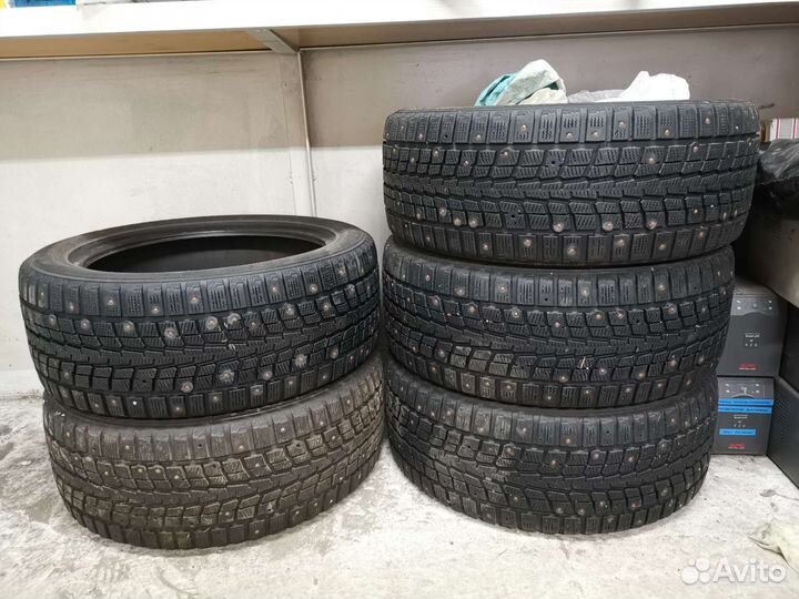 Dunlop SP Winter Ice 01 215/50 R17 95T