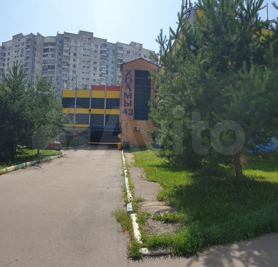 Машиноместо, 13 м²