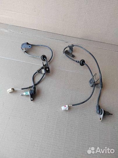 Датчик ABS задний Mazda 323 BJ /Familia /Protege