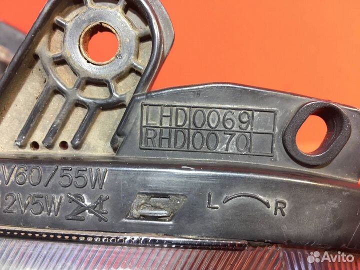 Фара для Kia Picanto 1 G4HG 1.1 бензин 1086 (Б/У)