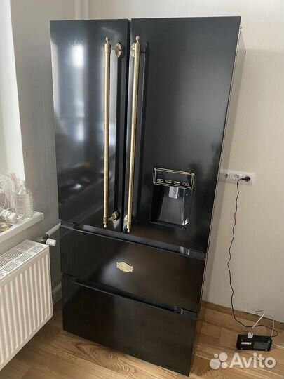 Новый холодильник Kaiser KS 80425 EM