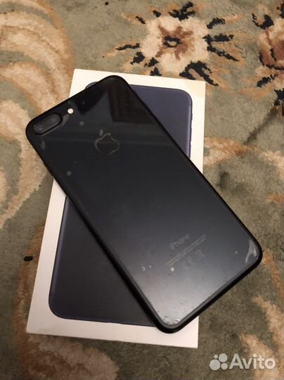Телефон iPhone 7plus