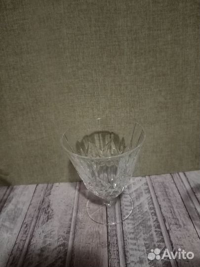 Хрустальные рюмки