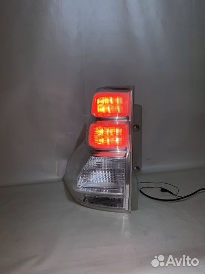 Toyota Prado 150 09- Фонарь левый Белый 484