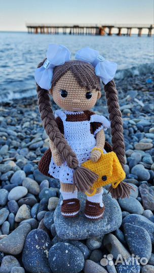 Вязаная кукла ручная работа