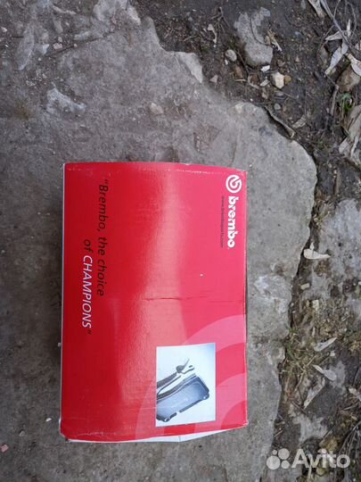 Тормозные колодки jeep grand cherokee wk2